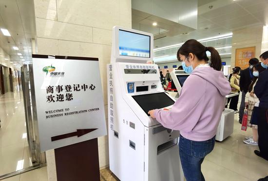 聚焦荊楚脈動(dòng) 央地媒體聯(lián)合采訪(fǎng)，解碼湖北互聯(lián)網(wǎng)信息服務(wù)新篇章